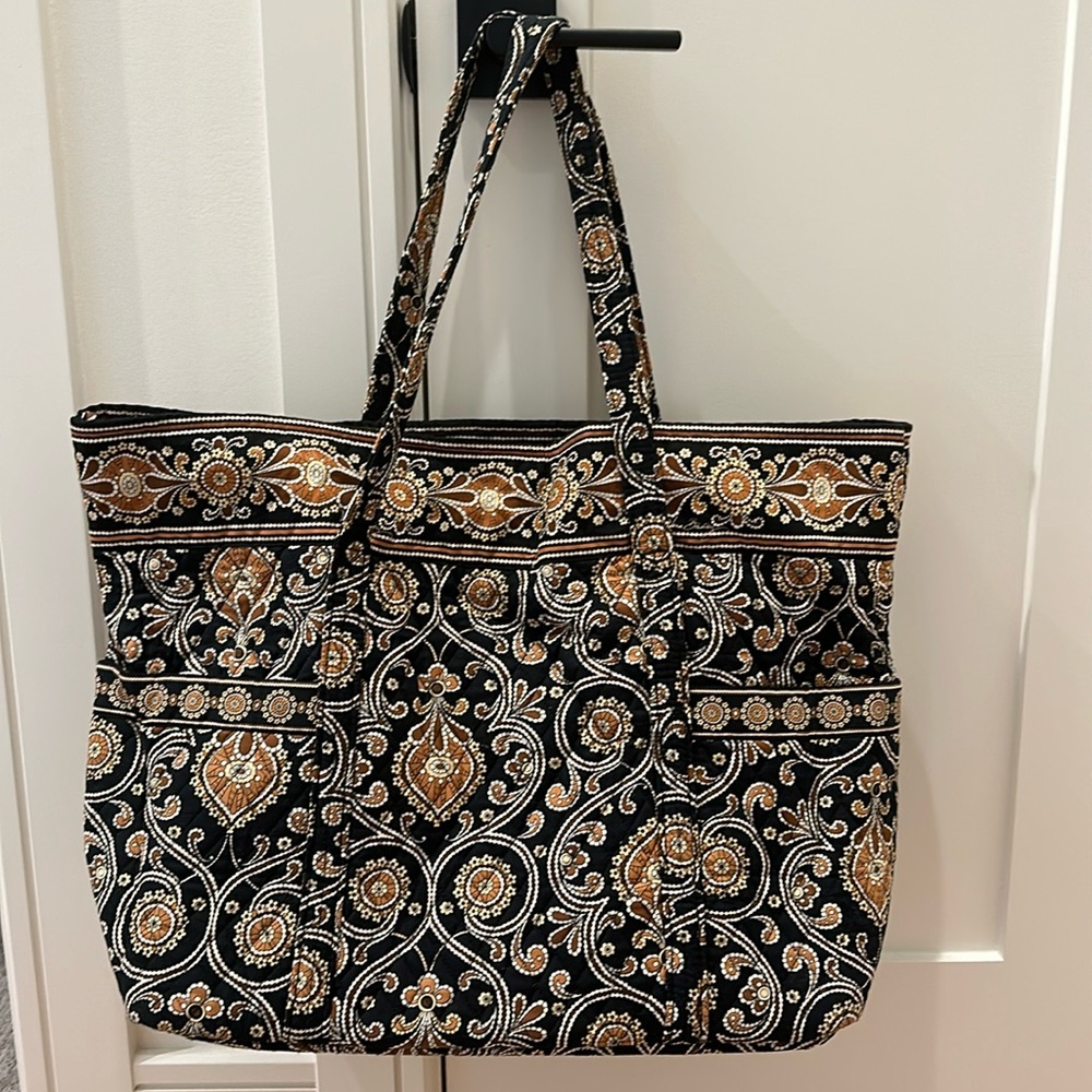 Vera Bradley tote